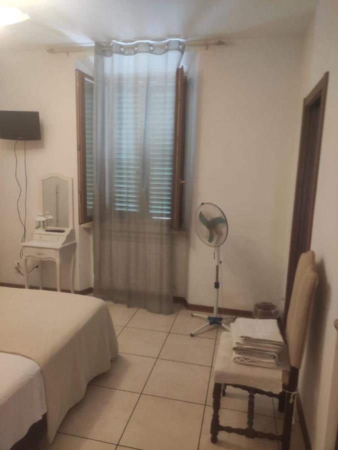 Casa Di Roberto Apartment เซียนา ภายนอก รูปภาพ