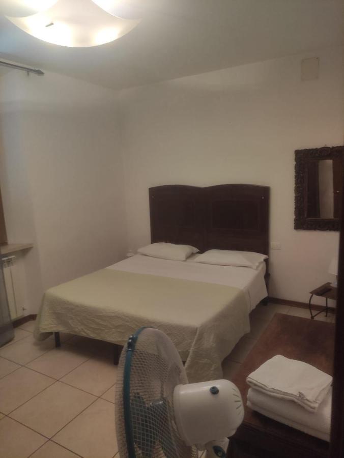 Casa Di Roberto Apartment เซียนา ภายนอก รูปภาพ